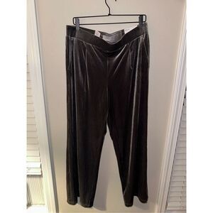 The Loft NWT Women’s Gray Velor sweat pants wide leg high rise L